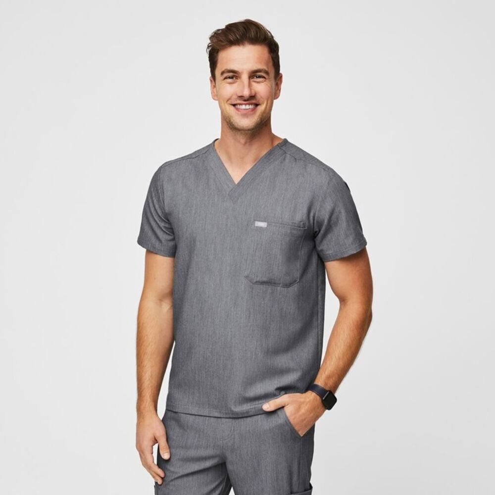 Figs Leon Three-Pocket Scrub Top Graphite Gray Mens Large